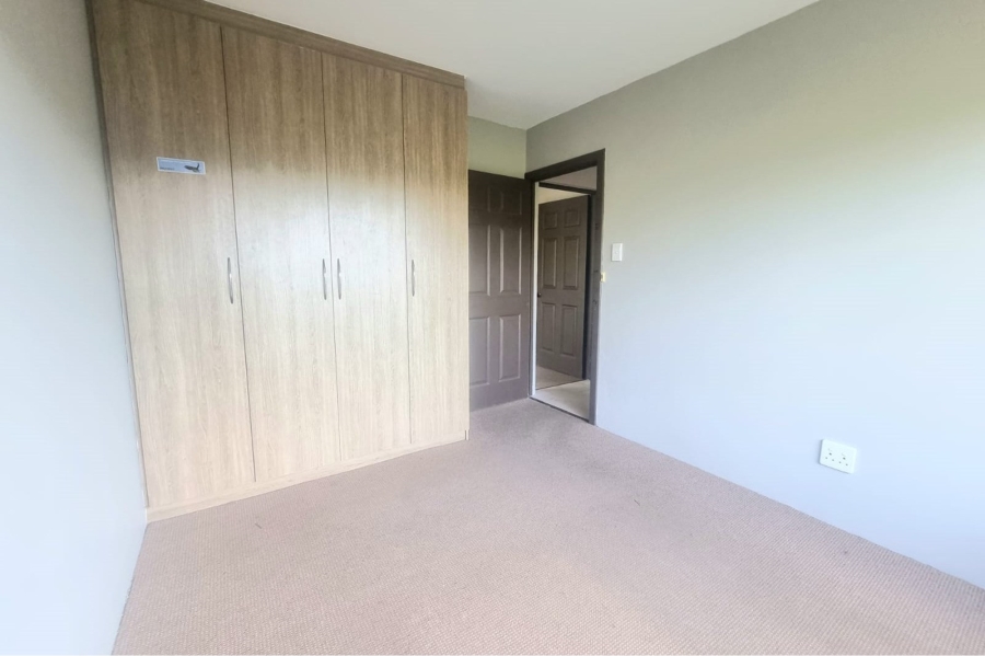 To Let 3 Bedroom Property for Rent in Beacon Bay Eastern Cape